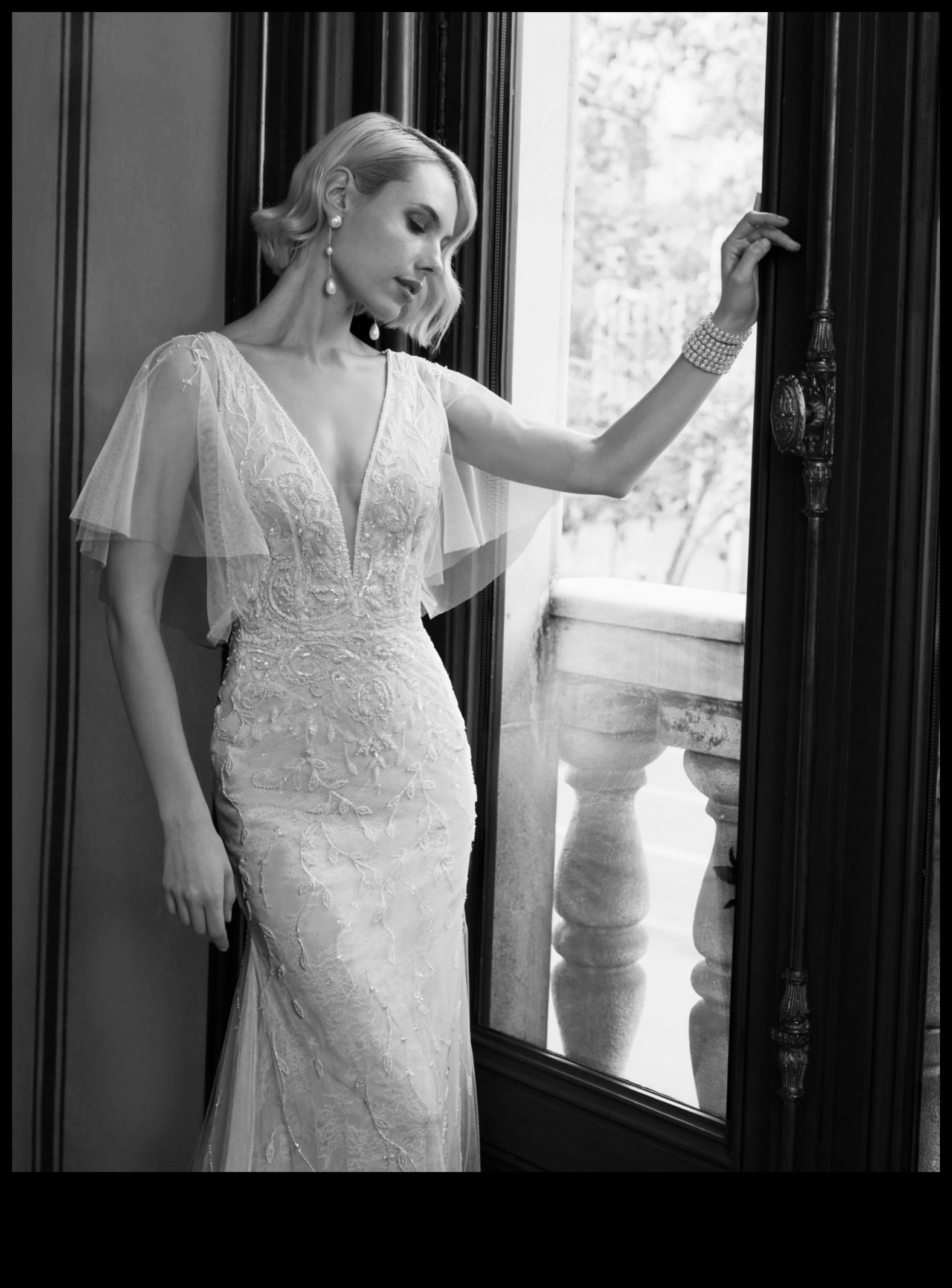 أناقة تتحدى العصر: إلهام فستان الزفاف العتيق