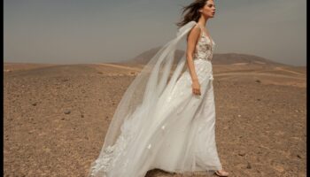 أناقة تتحدى العصر: إلهام فستان الزفاف العتيق
