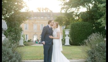 موعد مع إلى الأبد: حفل الزفاف السحري الخاص بك